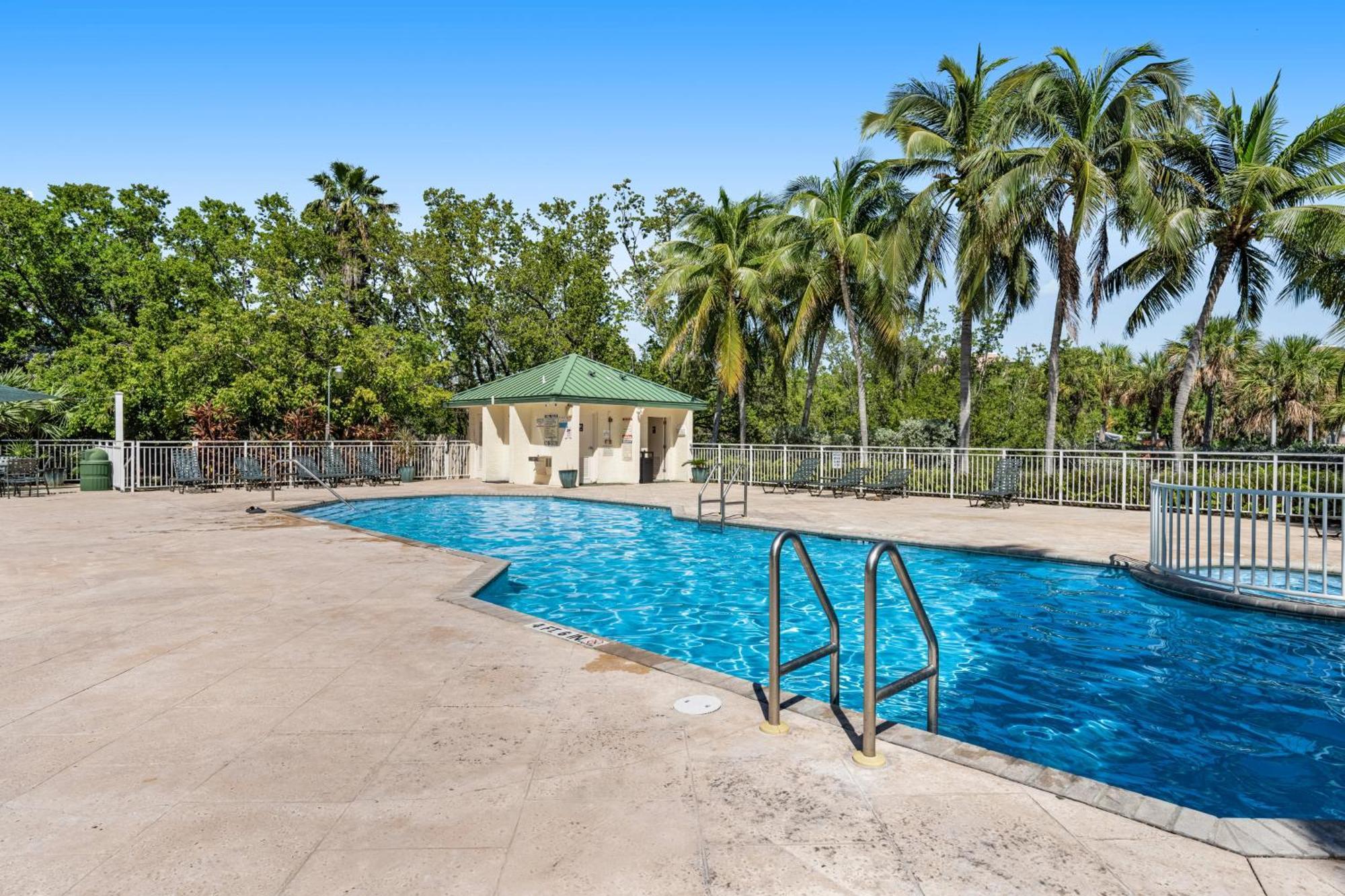 Sunrise Suites Paradise Escape #407 Key West Zimmer foto